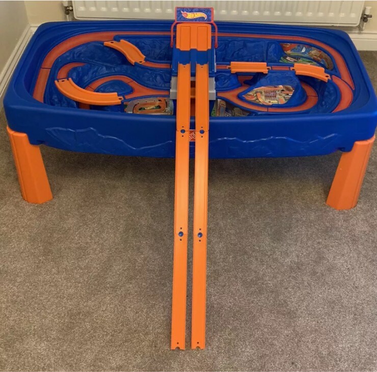 step two hot wheels table